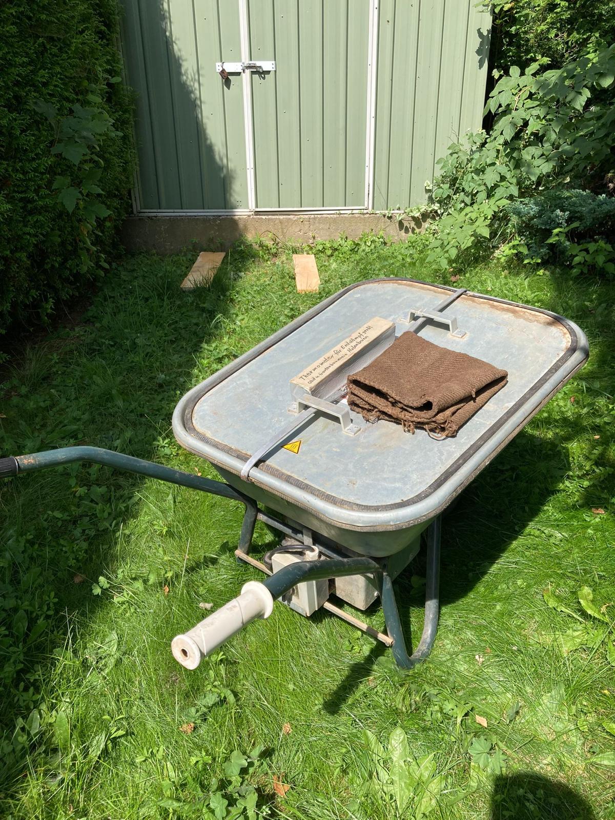 Erddämpfer / Dampfschubkarre